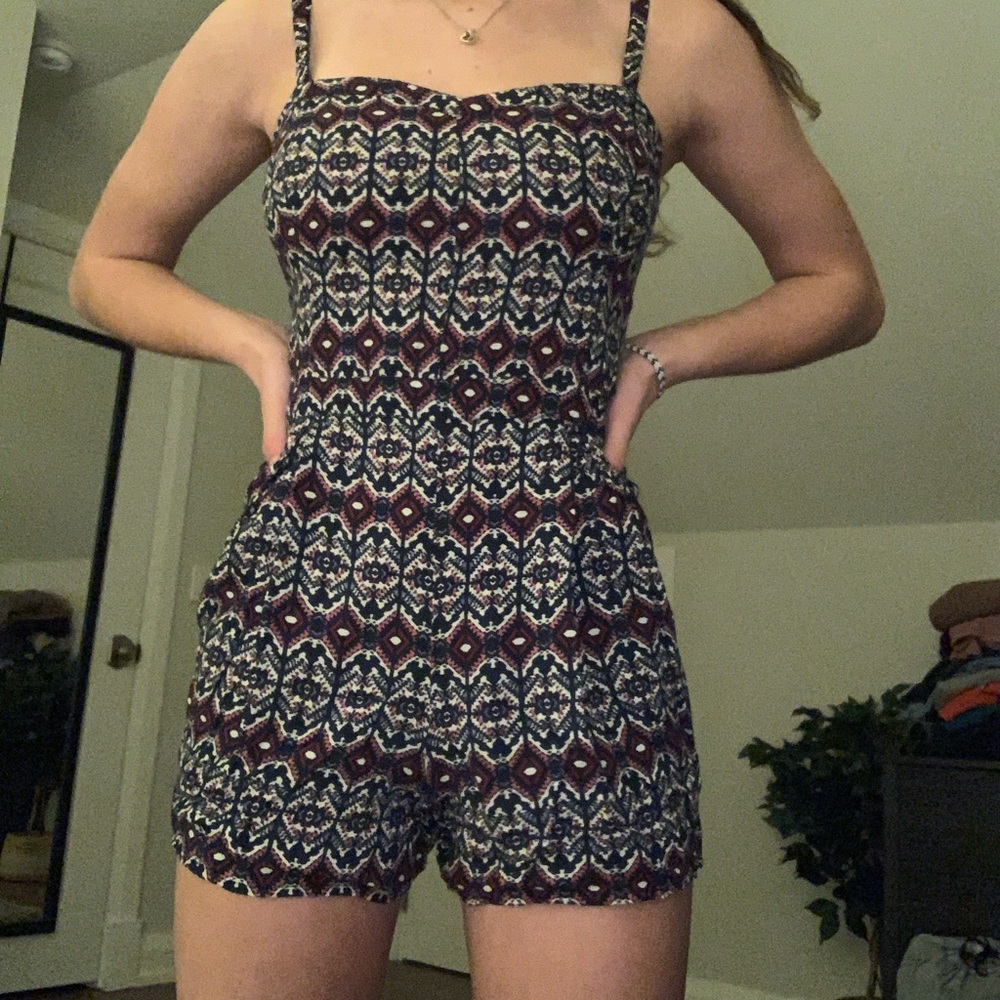 Hollister romper